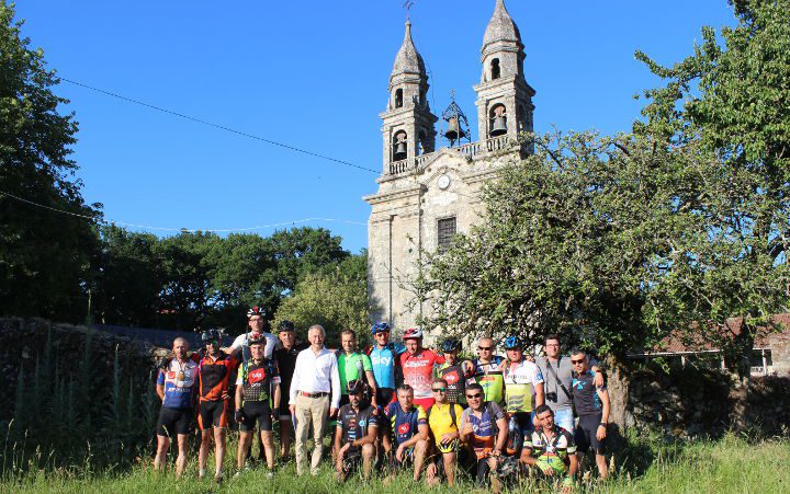 a-estrada-peregrinos-santiago-forcarei-minoto-camino a-estrada-peregrinos-santiago-forcarei-minoto-camino